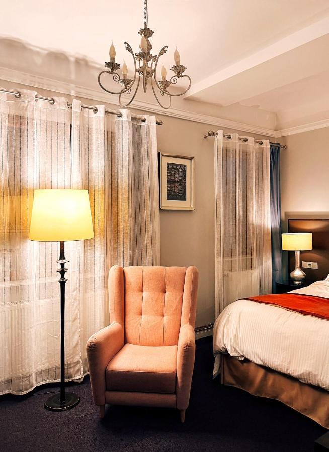 טורדה Excelsior Inn מראה חיצוני תמונה