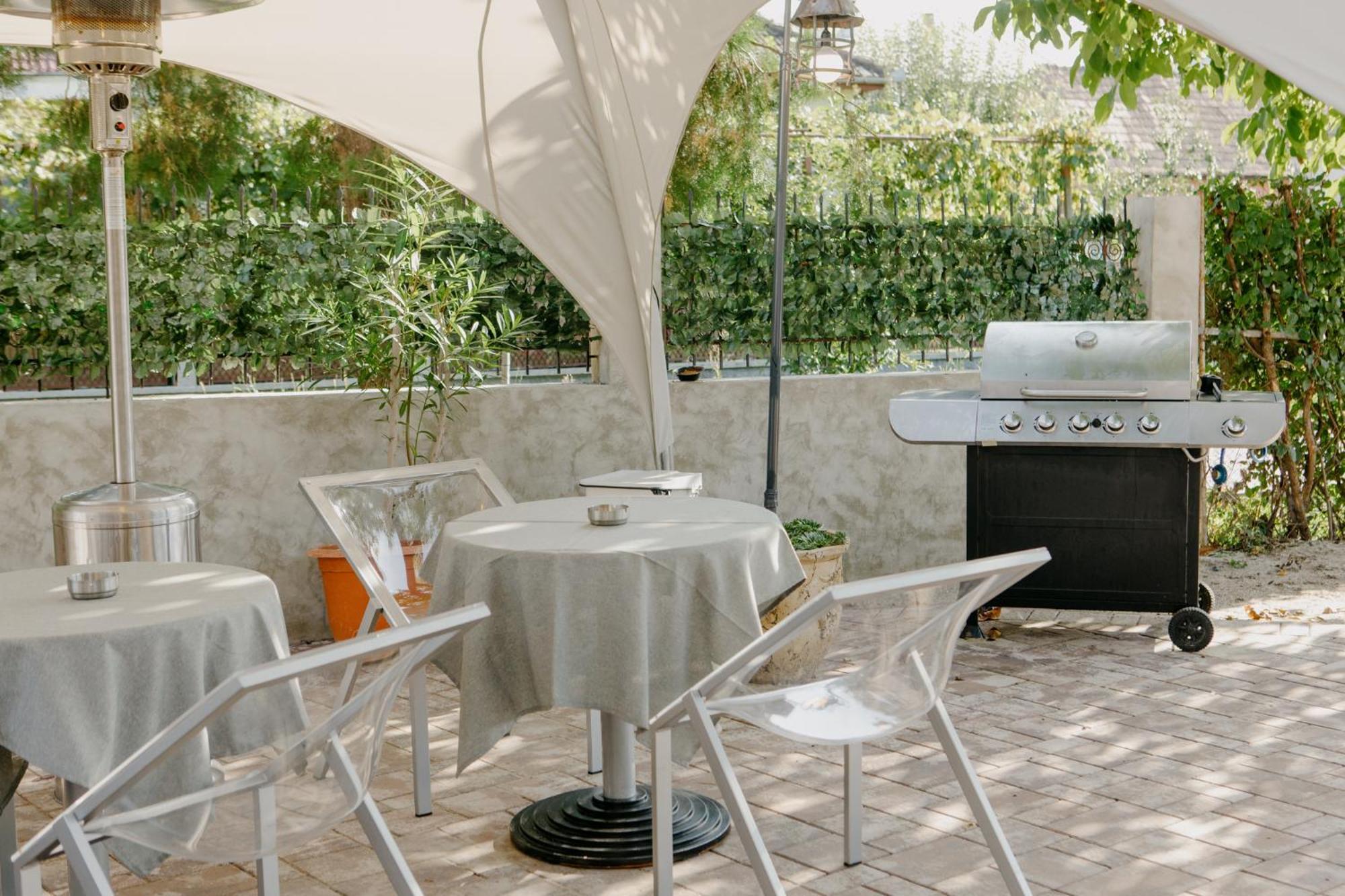 טורדה Excelsior Inn מראה חיצוני תמונה