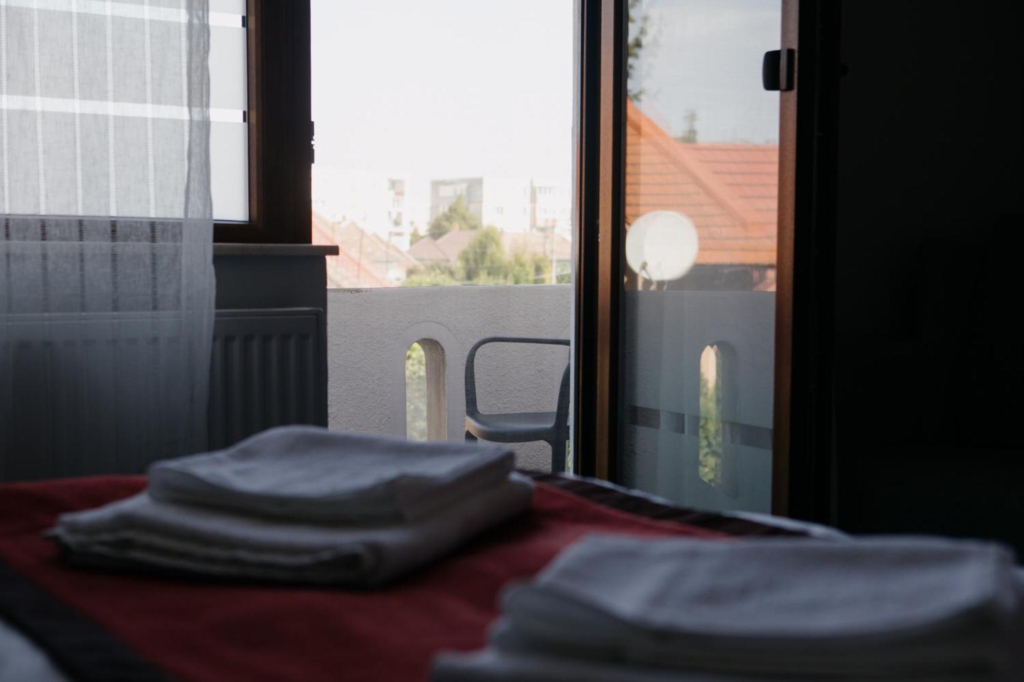 טורדה Excelsior Inn מראה חיצוני תמונה