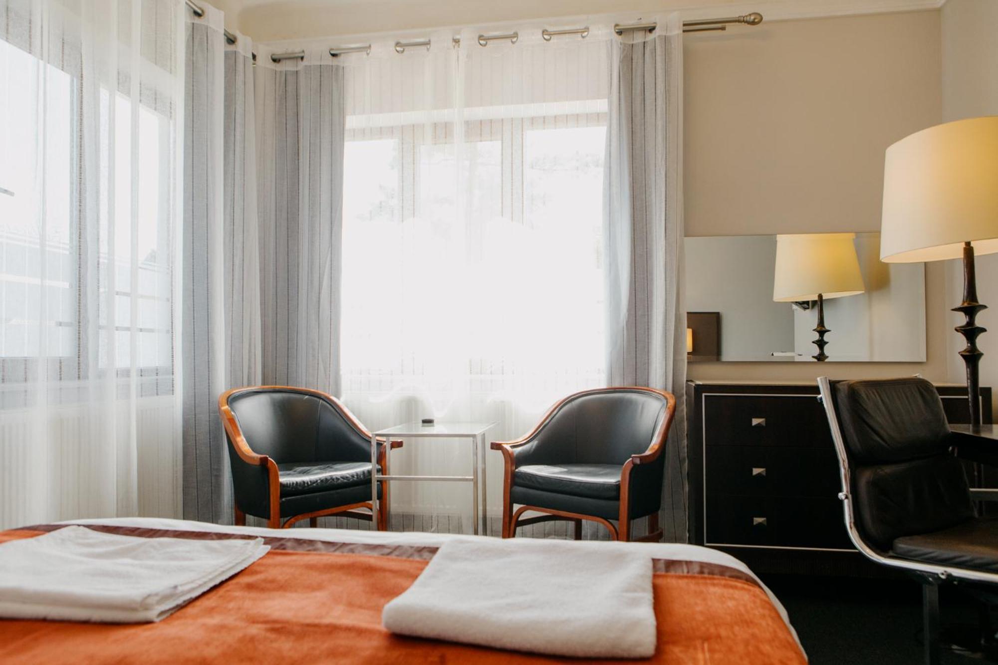 טורדה Excelsior Inn מראה חיצוני תמונה